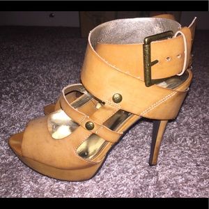 Vera Wang High Heels